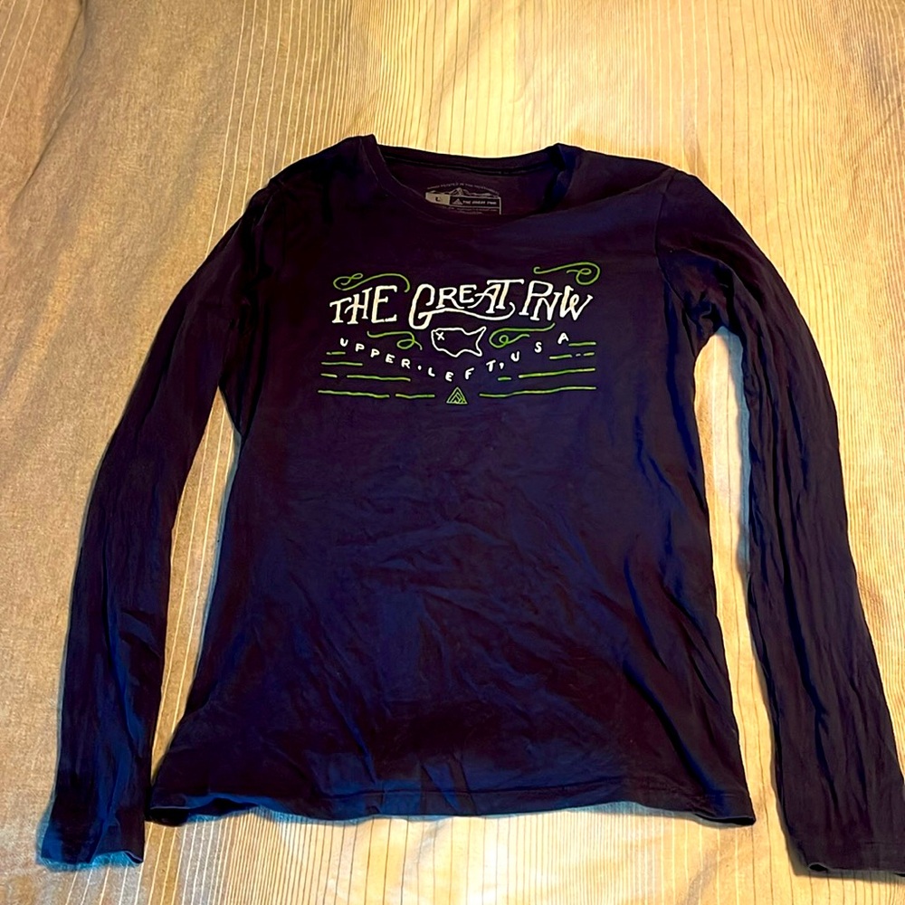 Long sleeve shirt